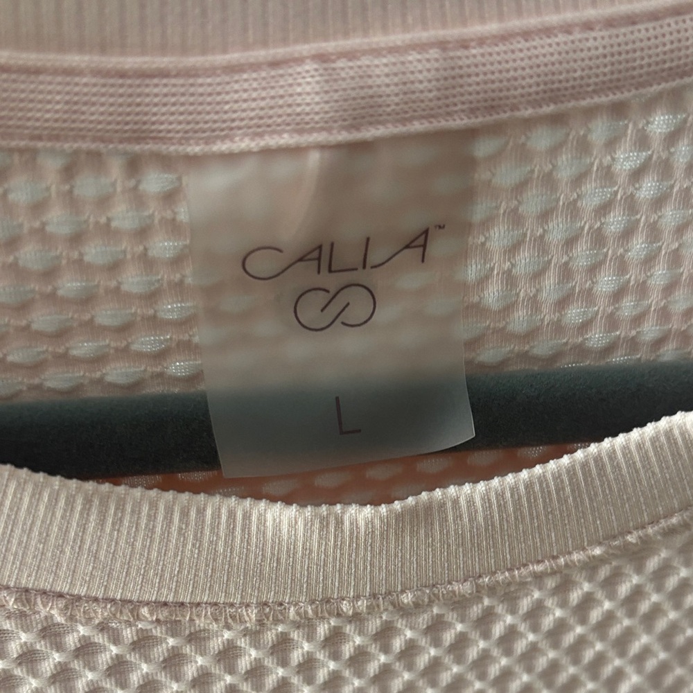 Calla Soft Pink Textured Top - Picture 2 of 2